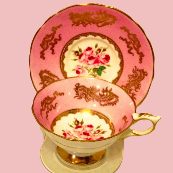 Vtg Royal Stafford bouquet of pink roses,rosebuds,greenery pedestal teacup set - Picture 9 of 12